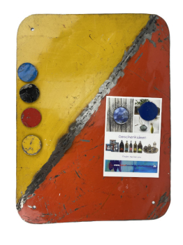 Preview: Magnettafel aus recycelten Ölfässern mit 5 bunten Magneten